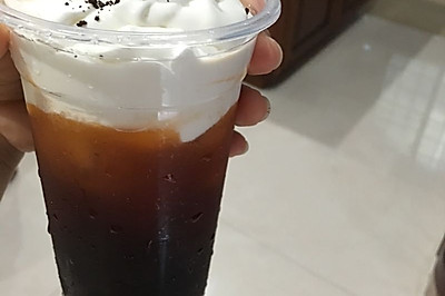 泰式红茶珍珠奶盖