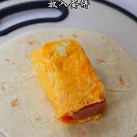 #pick哪种真芝味-爆浆流心#芝士午餐肉鸡蛋卷饼的做法图解7