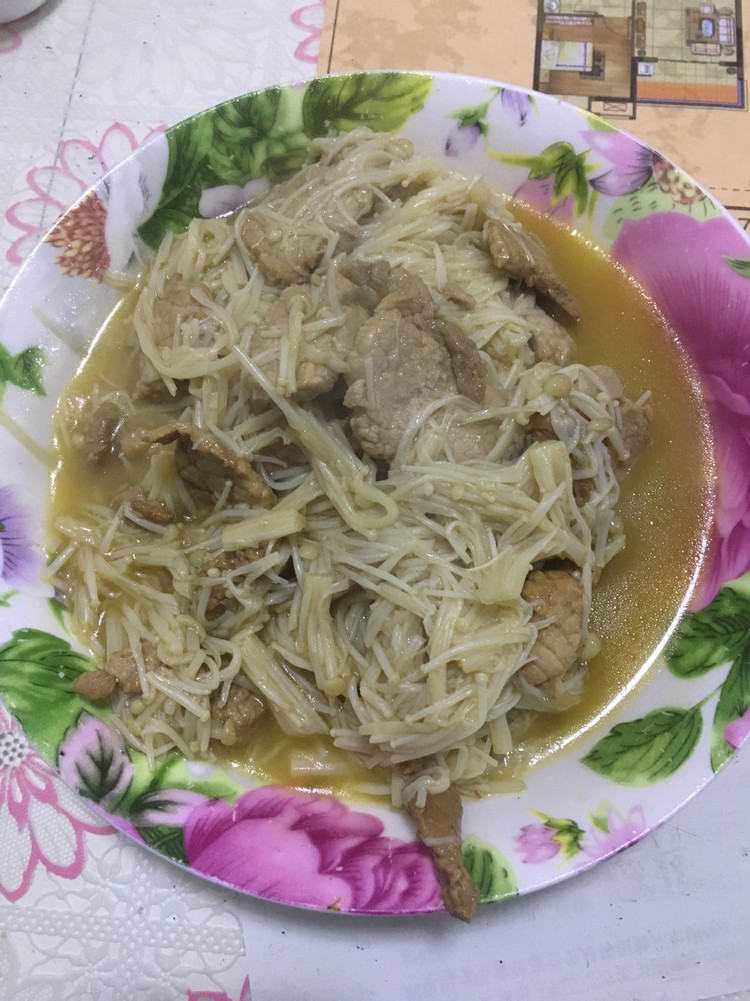 快手炒菜之金针菇炒肉片的做法