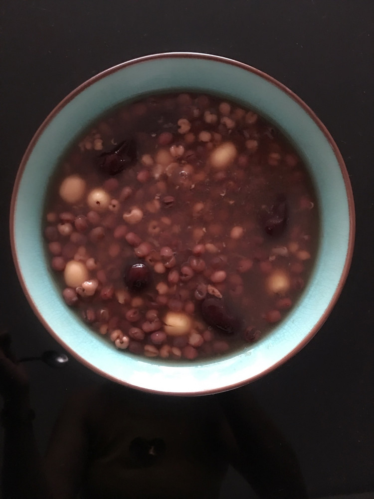 红豆薏米莲子粥的做法