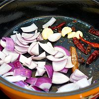 番茄红酒炖牛腩的做法图解3