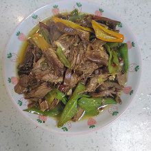 小辣椒炒护心肉