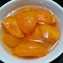 黄杏煮糖水