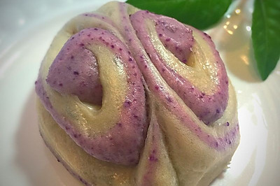 自制紫薯粉做的紫薯蝴蝶花卷