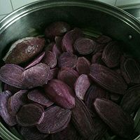 紫薯南瓜卷的做法图解2