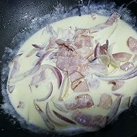 泰小妍の奶油培根牛油果意面的做法图解5