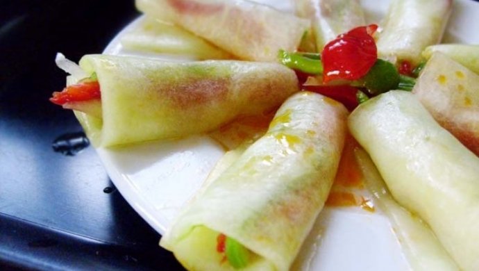 保你爱吃的夏日时令消暑菜------酸辣瓜皮卷