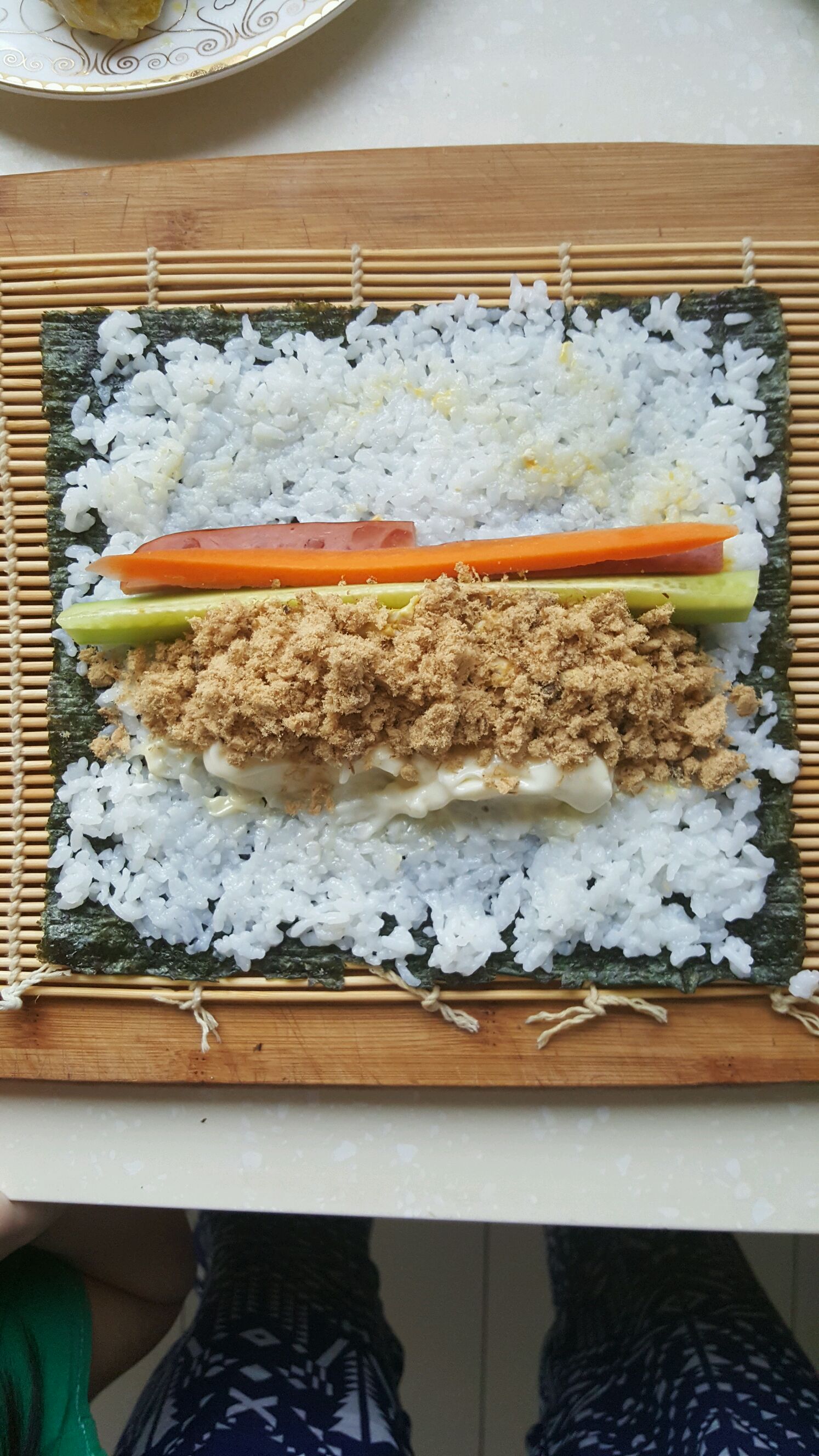 蛋黄肉松寿司怎么做_蛋黄肉松寿司的做法_豆果美食