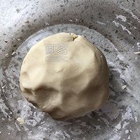 破酥包PK酱肉包的做法图解3