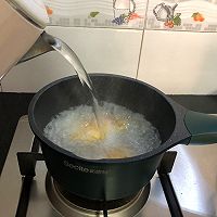#甜蜜暖冬，“焙”感幸福#白玉荷包蛋汤的做法图解5