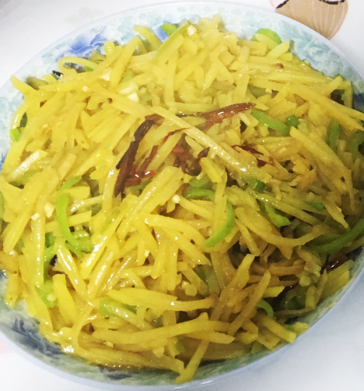 Hot and sour potato shreds