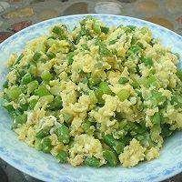 蒜苔炒鸡蛋的做法图解7