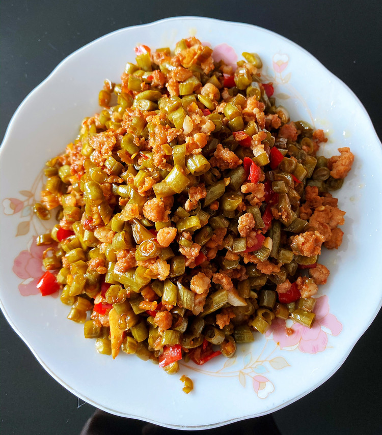 肉末炒酸豆角的做法