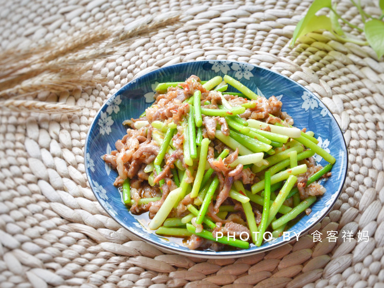 蒜苔炒肉丝的做法