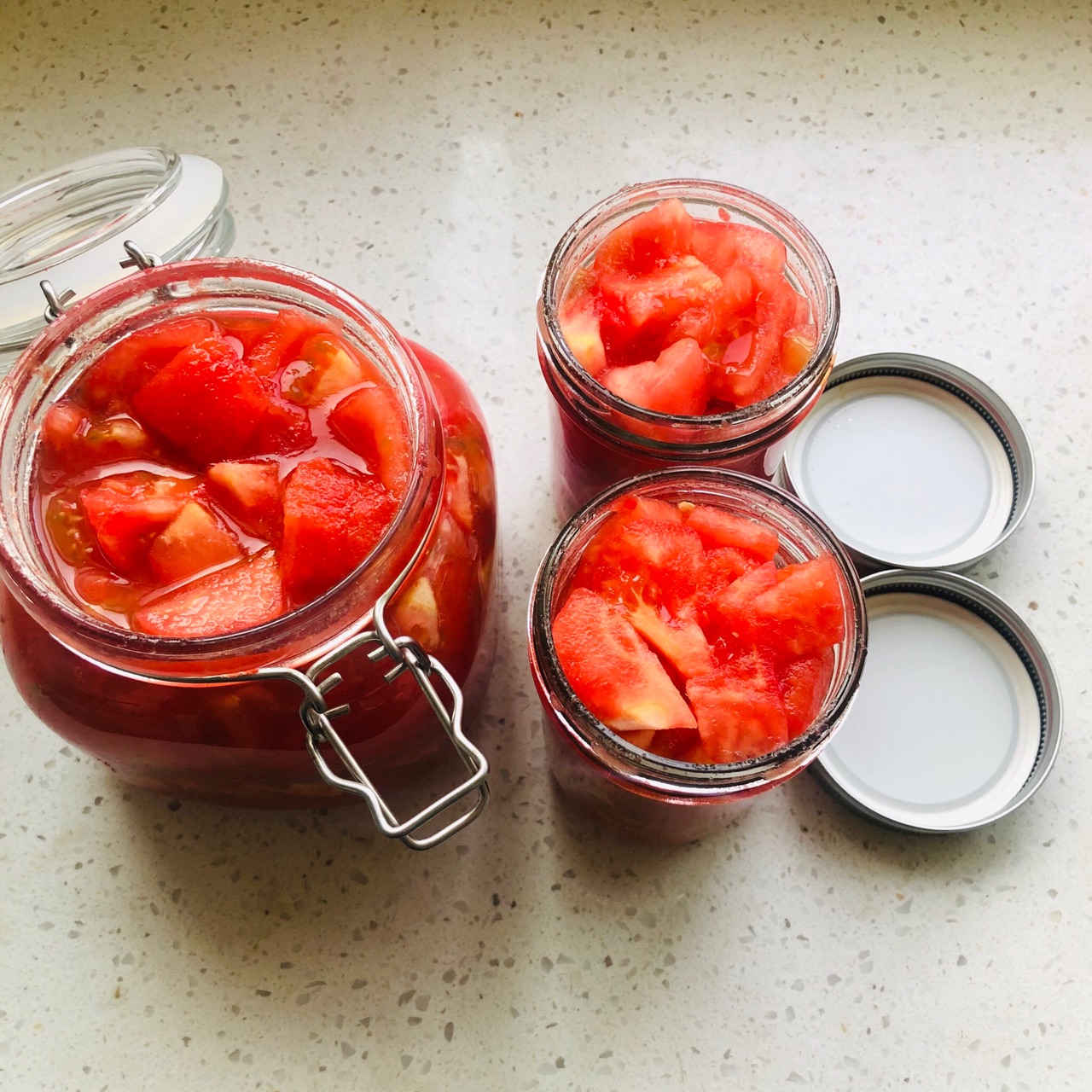 西红柿辣椒酱怎么做_西红柿辣椒酱的做法_豆果美食