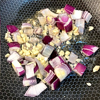 虾仁西蓝花意大利面的做法图解5