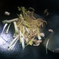榨菜炒黄豆的做法图解4