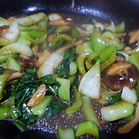 超级简单的蚝油香菇油菜的做法图解7