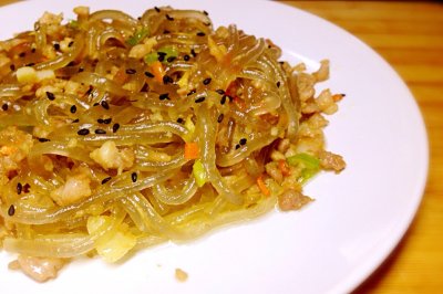 蚂蚁上树（肉沫粉丝）