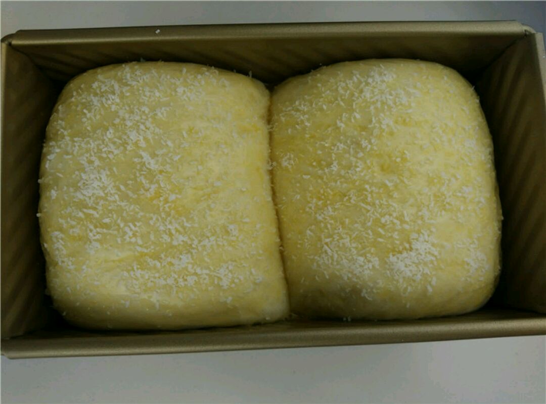 椰香吐司#熙悦食品高筋小麦粉#的做法图解8