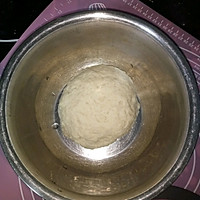 超松软的牛奶面包卷(附加省时省力的手揉方法)的做法图解2