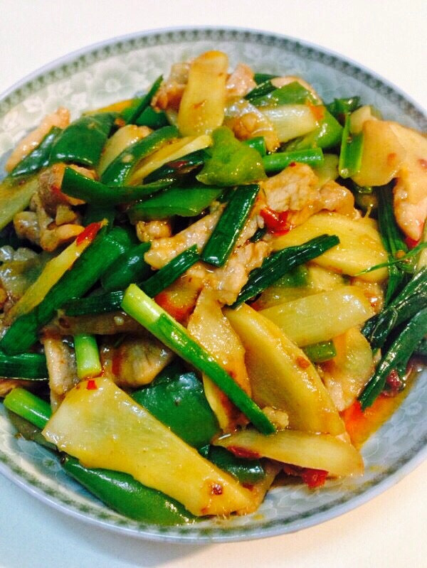 子姜小炒肉的做法