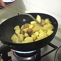 土豆烧肉的做法图解3