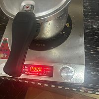 五花肉炖腌芥菜的做法图解5