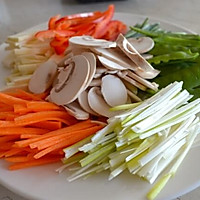 牛肉炒面的做法图解5