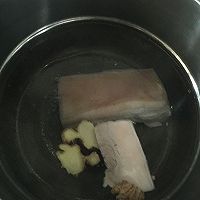 火红的回锅肉的做法图解4