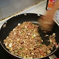 酸酸辣辣特色炒饭的做法图解7