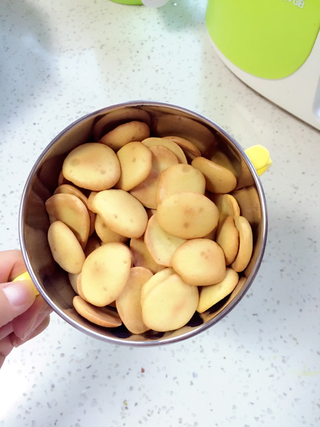 鸡蛋小饼干