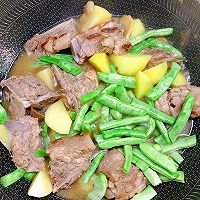 #唯有美食最粽要#土豆四季豆烧排骨的做法图解11