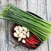 韭花炒花甲的做法图解2