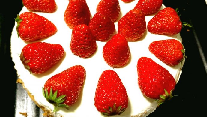 草莓裸蛋糕之戚风