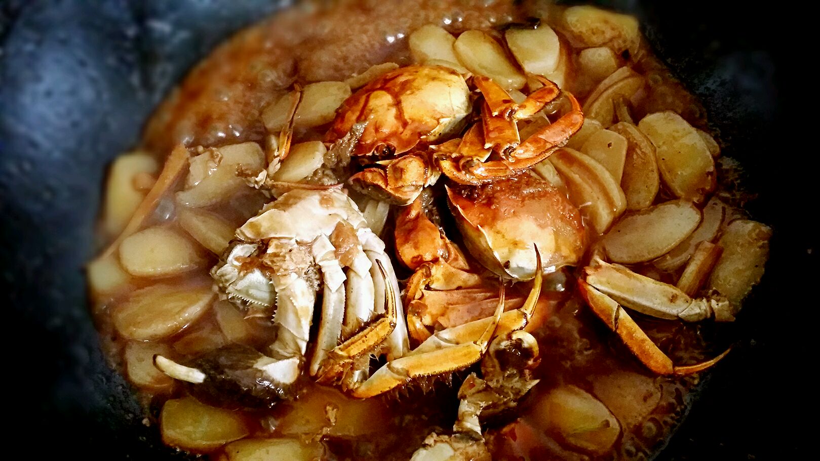 螃蟹炒年糕怎样炒好吃又简单，鲜香味美，好吃到吮指 | 说明书网