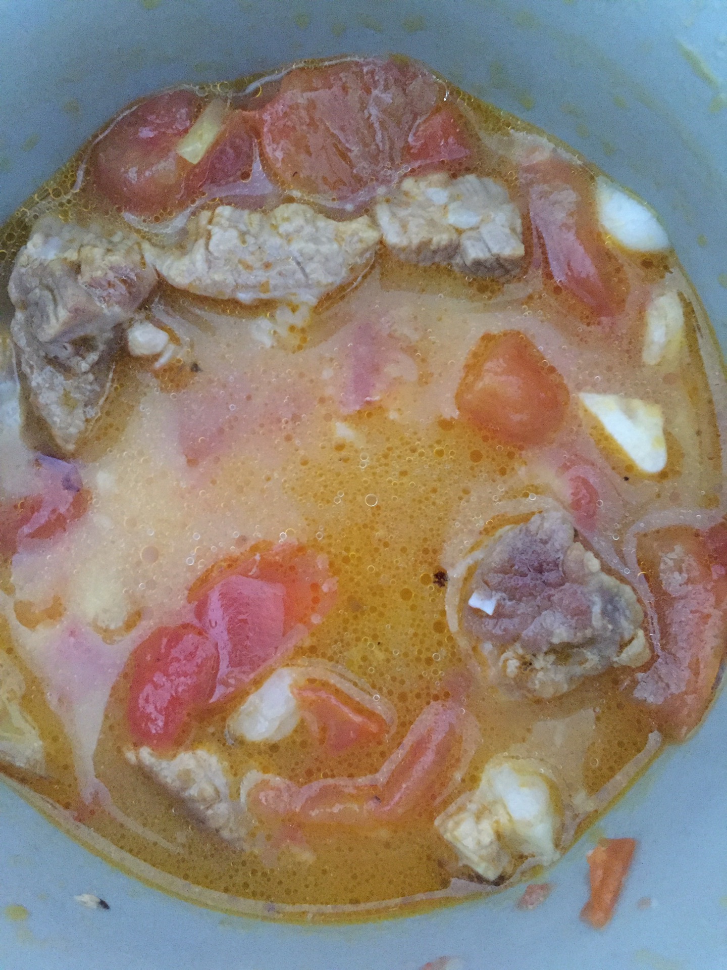 Tomato and beef brisket soup