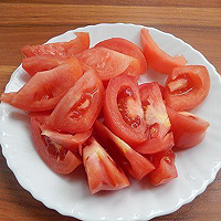 番茄烧鱼块的做法图解2