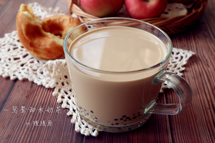 用最简单的方法做一杯健康好喝的奶茶～鸳鸯西米奶茶～的做法