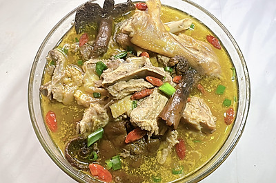 红菇番鸭汤