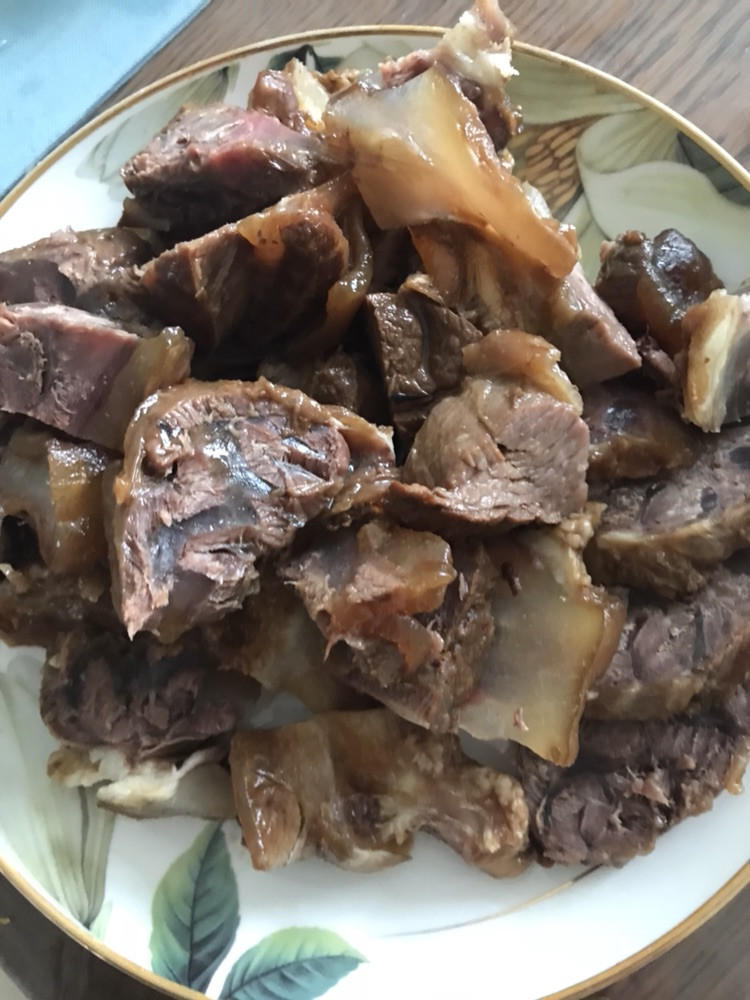 卤牛肉的做法