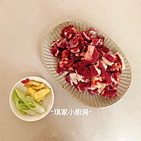 日式土豆烧牛腩的做法图解2