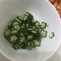 罗勒意面配香煎鸡胸肉的做法图解2