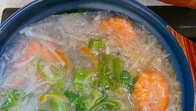 白萝卜丝虾汤，太鲜啦！