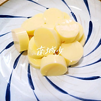 鲜香下饭菜-彩椒玉菇日本豆腐的做法图解2