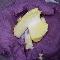 低脂健康的紫薯面包的做法图解4