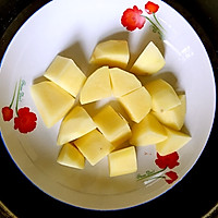 早餐换着吃（火腿土豆饼）的做法图解1