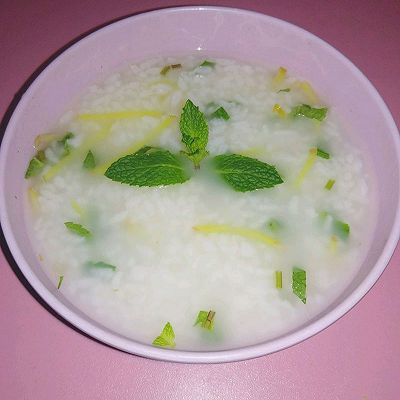 风热感冒——姜丝薄荷粥