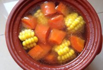 玉米胡萝卜排骨汤的做法