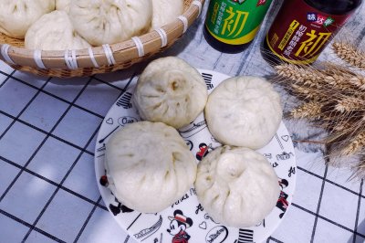 消暑热吃马齿苋肉包
